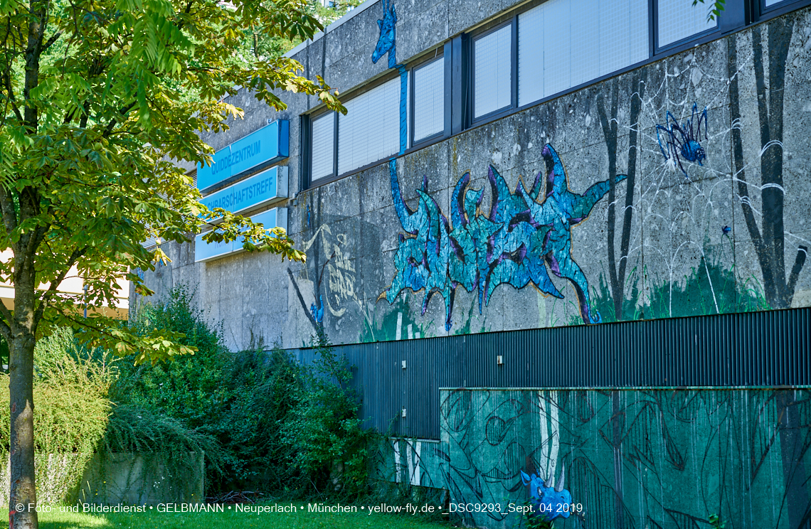 04.09.2019 - Einkaufs- und Wohnzentrum Quiddestraße in Neuperlach